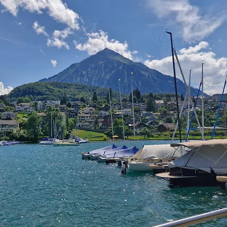 Swiss Lakeside سبيز