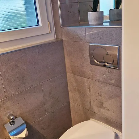 Swiss Lakeside Апартаменты Шпиц