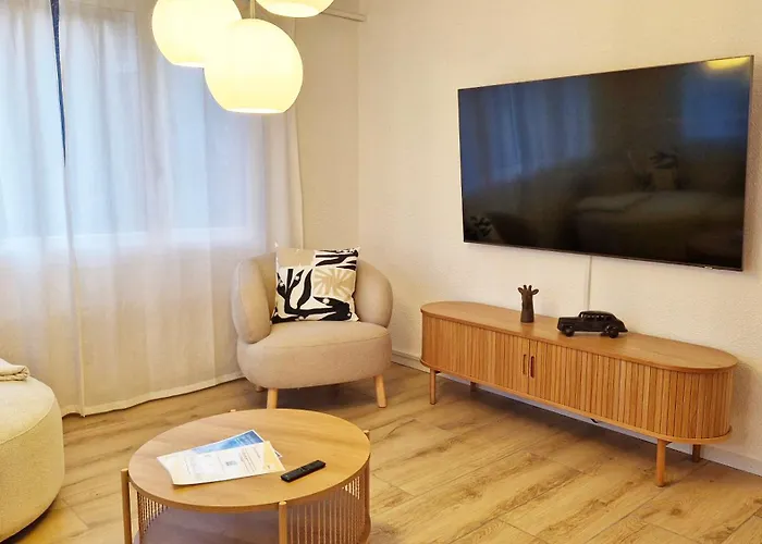 Swiss Lakeside Шпиц